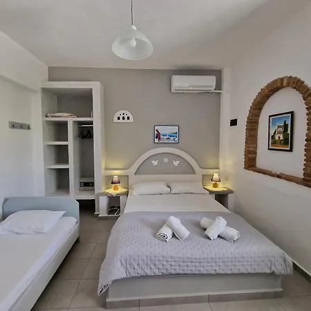 Porto Apergis 3*