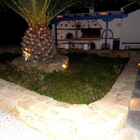 Апарт-отель Porto Apergis